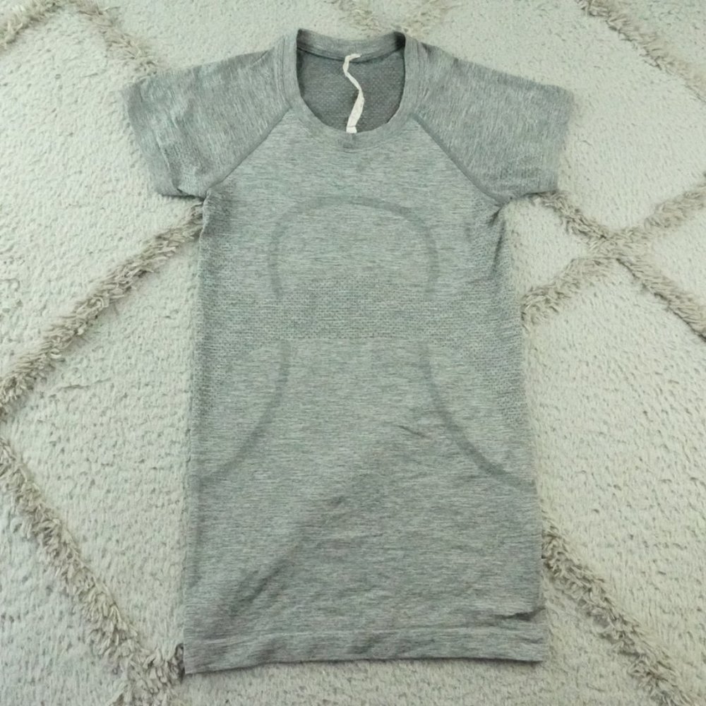 slate/white swiftly tech short-sleeve shirt 2.0